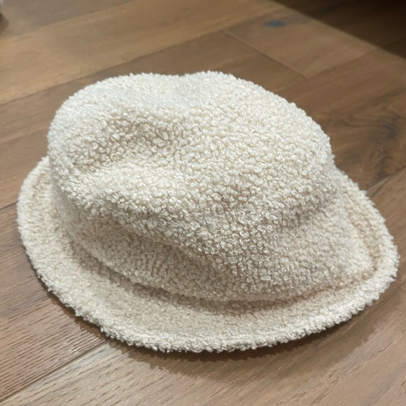 Sherpa bucket hat - Picture 4 of 4